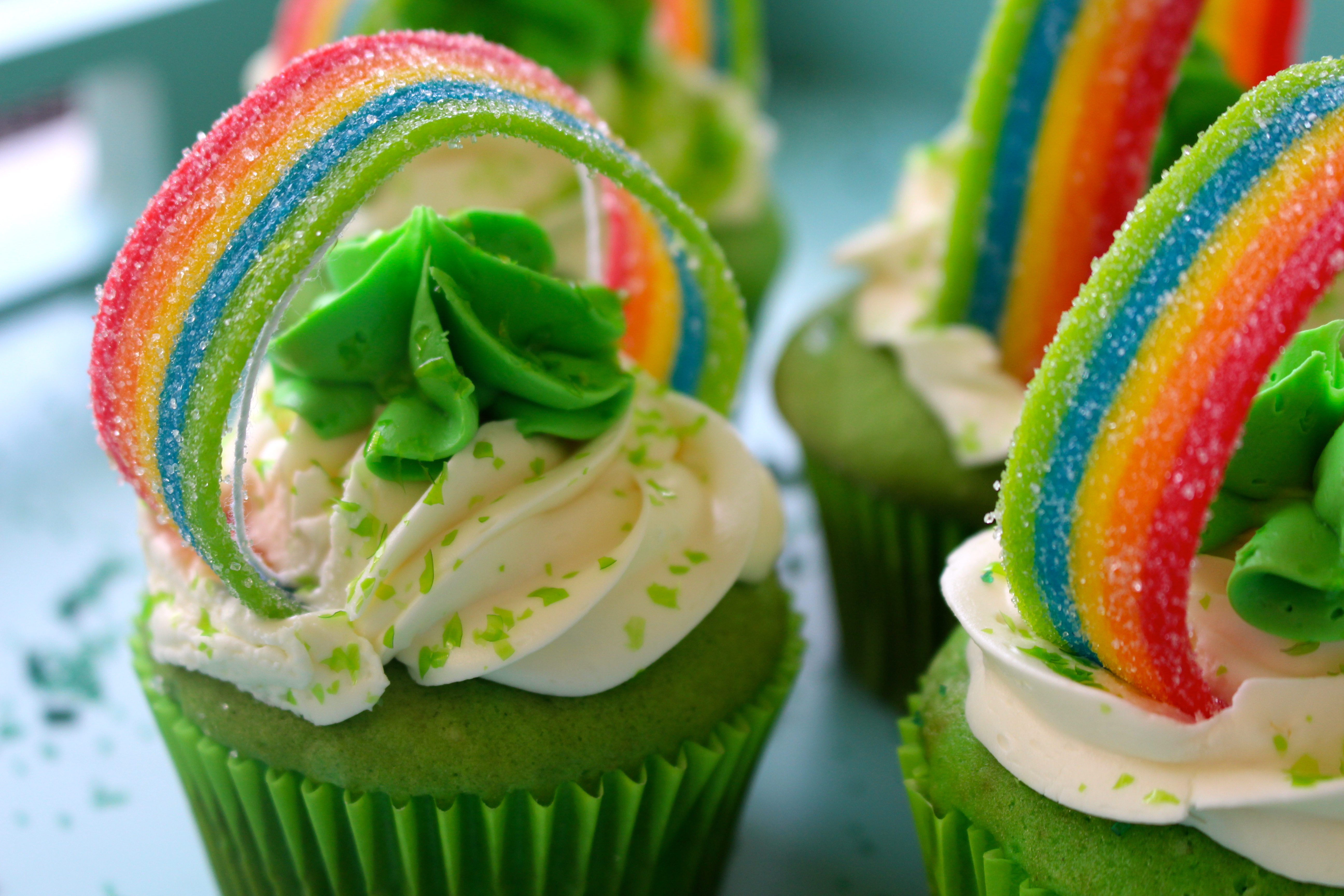 St. Patrick's Day Rainbow Cupcakes - The Preppy Hostess